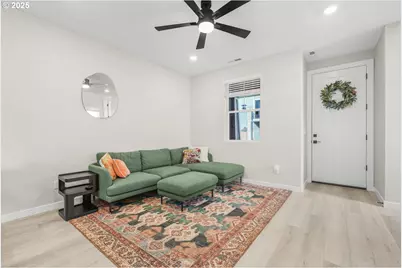 8069 SE Orion Ln, Hillsboro, OR 97123 - Photo 5