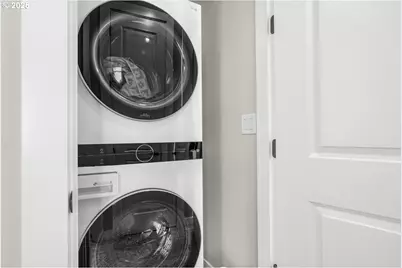 8069 SE Orion Ln, Hillsboro, OR 97123 - Photo 19