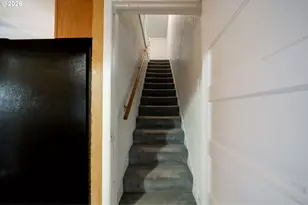 360 NE 75th Ave, Portland, OR 97213 - Photo 19