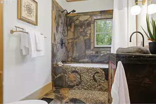 9889 NW Hoge Ave, Portland, OR 97231 - Photo 23