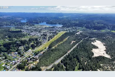 000 Robinhood Ave, Lakeside, OR 97449 - Photo 41