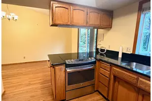 2462 Senate Way, Medford, OR 97504 - Photo 13