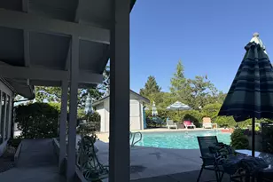 2462 Senate Way, Medford, OR 97504 - Photo 33