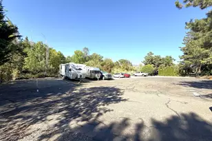 2462 Senate Way, Medford, OR 97504 - Photo 35