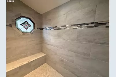 2462 Senate Way, Medford, OR 97504 - Photo 21