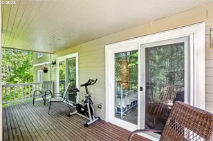 10272 NW Edgewood Dr, Portland, OR 97229 - Photo 29