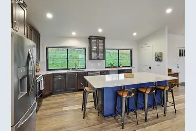 4148 Cascade Hwy, Silverton, OR 97381 - Photo 9