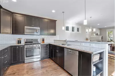 29021 SW Villebois Dr, Wilsonville, OR 97070 - Photo 13