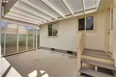 5276 Olympic Cir, Eugene, OR 97402 - Photo 37