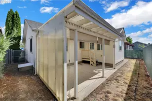 5276 Olympic Cir, Eugene, OR 97402 - Photo 39