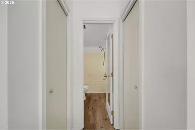 5276 Olympic Cir, Eugene, OR 97402 - Photo 29