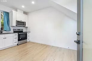 4719 NE 107th Ave, Portland, OR 97220 - Photo 5