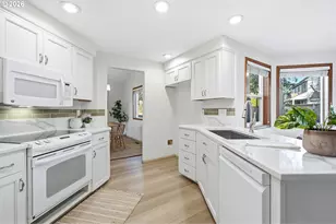 20244 SW 93rd Ave, Tualatin, OR 97062 - Photo 9