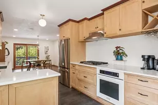 7270 SW Nevada Terrace, Portland, OR 97219 - Photo 11