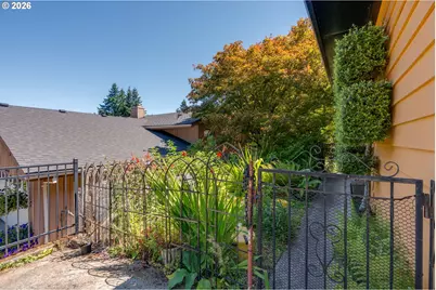 7170 SE 122nd Ave, Portland, OR 97236 - Photo 37