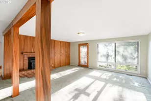 842 NW Kingwood Dr, Salem, OR 97304 - Photo 23