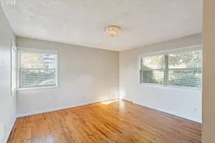 842 NW Kingwood Dr, Salem, OR 97304 - Photo 19