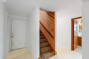 842 NW Kingwood Dr, Salem, OR 97304 - Photo 25