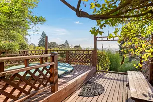 842 NW Kingwood Dr, Salem, OR 97304 - Photo 35