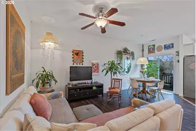 9709 N Jersey St, Portland, OR 97203 - Photo 7