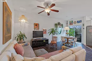 9709 N Jersey St, Portland, OR 97203 - Photo 7