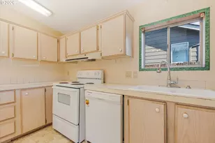 3680 NE Osborn Ave, Salem, OR 97301 - Photo 19