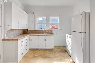 5542 NE Flanders St, Portland, OR 97213 - Photo 5