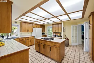 2101 Kingfisher Way, Eugene, OR 97401 - Photo 13