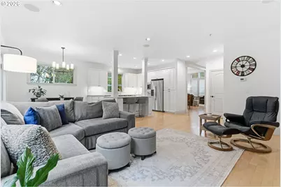 1645 SW Joshua St, Portland, OR 97219 - Photo 9