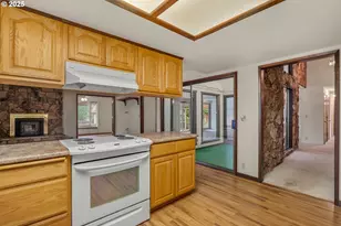 3178 Century Way, Medford, OR 97504 - Photo 15