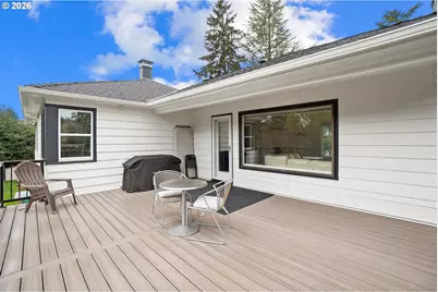 8460 SW Fairway Dr, Portland, OR 97225 - Photo 9