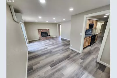 1100 Quince Dr, Junction City, OR 97448 - Photo 3