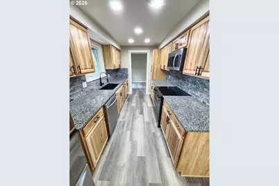 1100 Quince Dr, Junction City, OR 97448 - Photo 5