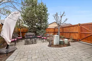 21281 Bellflower Pl, Bend, OR 97702 - Photo 29