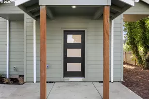 570 Holmes Ln, Oregon City, OR 97045 - Photo 3