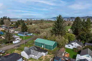 92389 F Rd, Astoria, OR 97103 - Photo 5