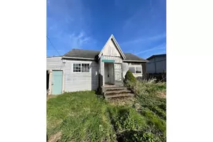 92389 F Rd, Astoria, OR 97103 - Photo 13