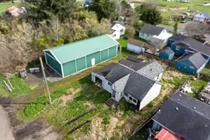 92389 F Rd, Astoria, OR 97103 - Photo 3