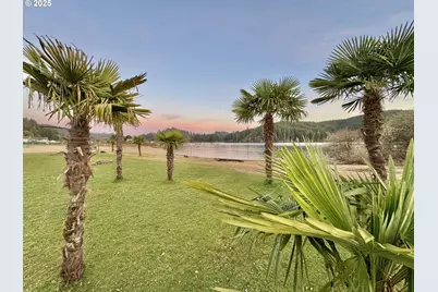 185 N 3rd St, Lakeside, OR 97449 - Photo 41