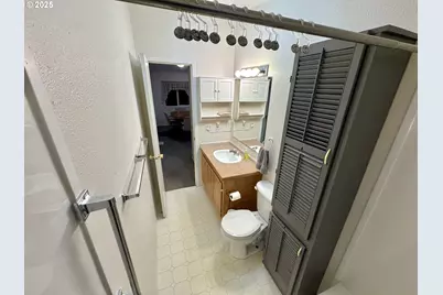 185 N 3rd St, Lakeside, OR 97449 - Photo 19