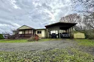 185 N 3rd St, Lakeside, OR 97449 - Photo 33