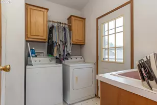14190 N Umpqua Hwy, Roseburg, OR 97470 - Photo 35