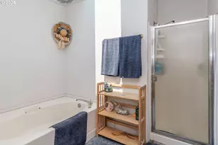 14190 N Umpqua Hwy, Roseburg, OR 97470 - Photo 39