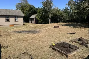1957 Myrtle St, North Bend, OR 97459 - Photo 23