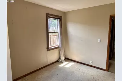1957 Myrtle St, North Bend, OR 97459 - Photo 21