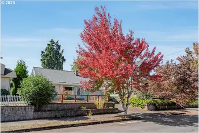 9534 N Kellogg St, Portland, OR 97203 - Photo 3