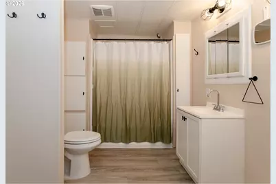 5170 Grand Ave #Spc 19, Florence, OR 97439 - Photo 25