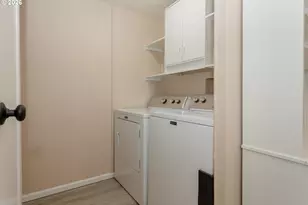 5170 Grand Ave, Florence, OR 97439 - Photo 15