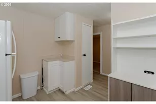 5170 Grand Ave, Florence, OR 97439 - Photo 13