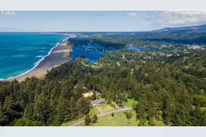 255 Coast Guard Hill Rd, Port Orford, OR 97465 - Photo 35